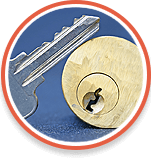 отказ менять замок